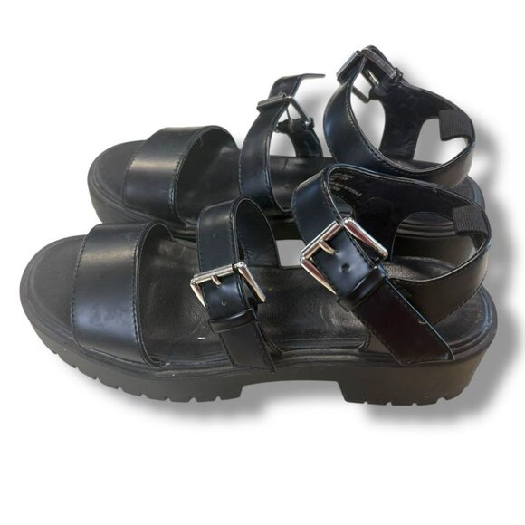 SUGAR- Women's Black Chunky Buckle Sandals - 1.5 “ base -‎ Size 7.5 M - Picture 1 of 6
